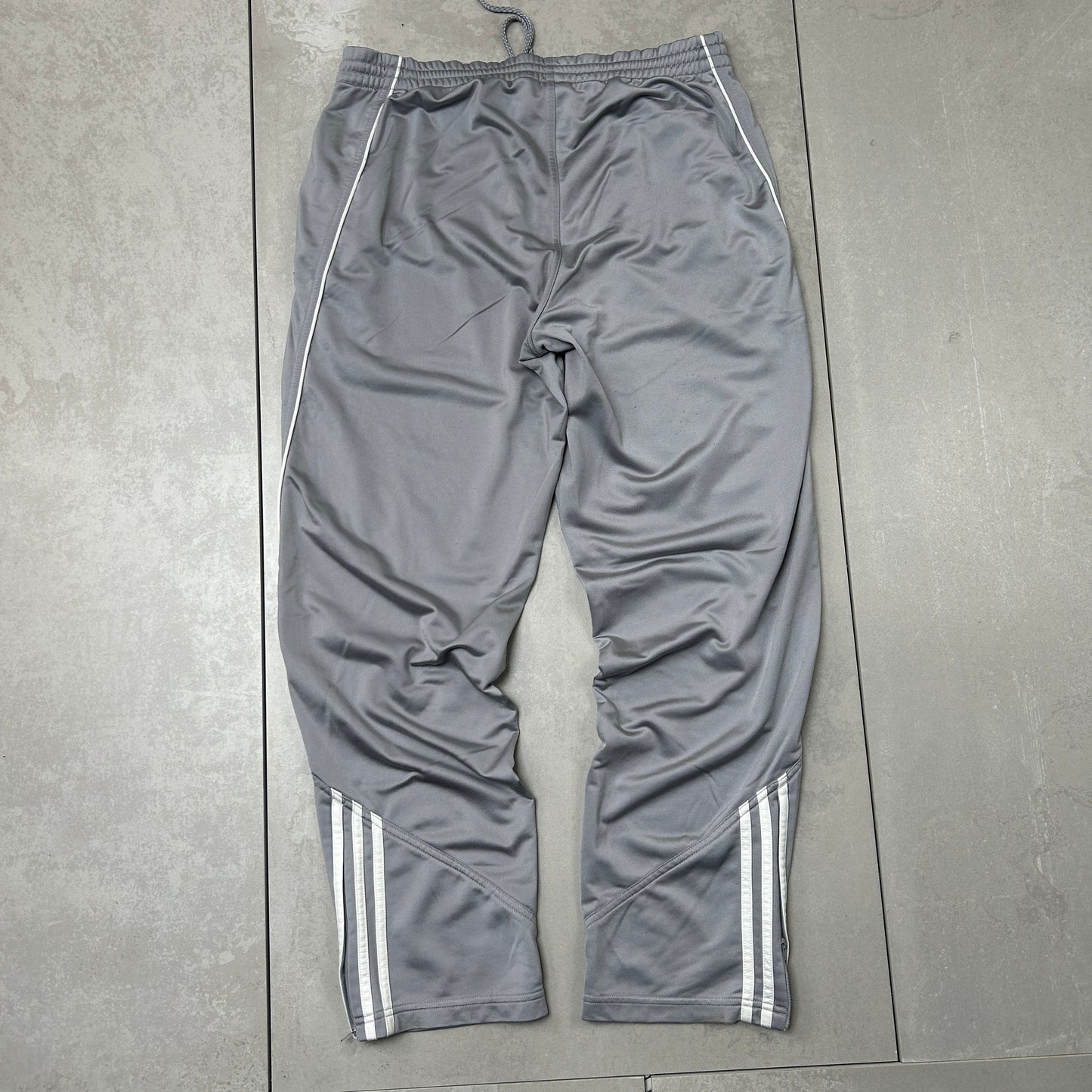 Vintage Adidas Grey Baggy Tracksuit Sweatpants Track Pants Bottoms - L