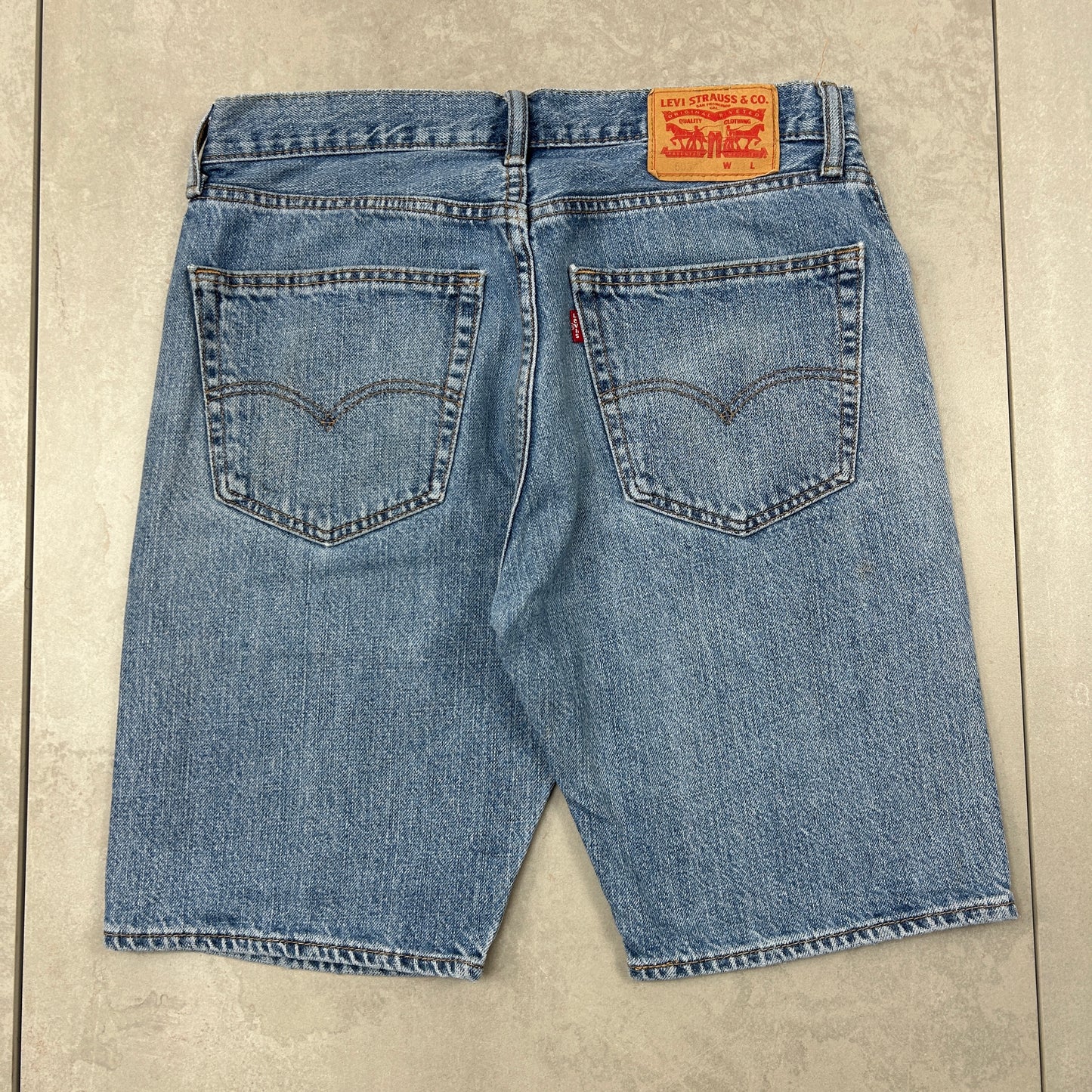 Vintage Levis 505 Blue Baggy Denim Shorts - 32