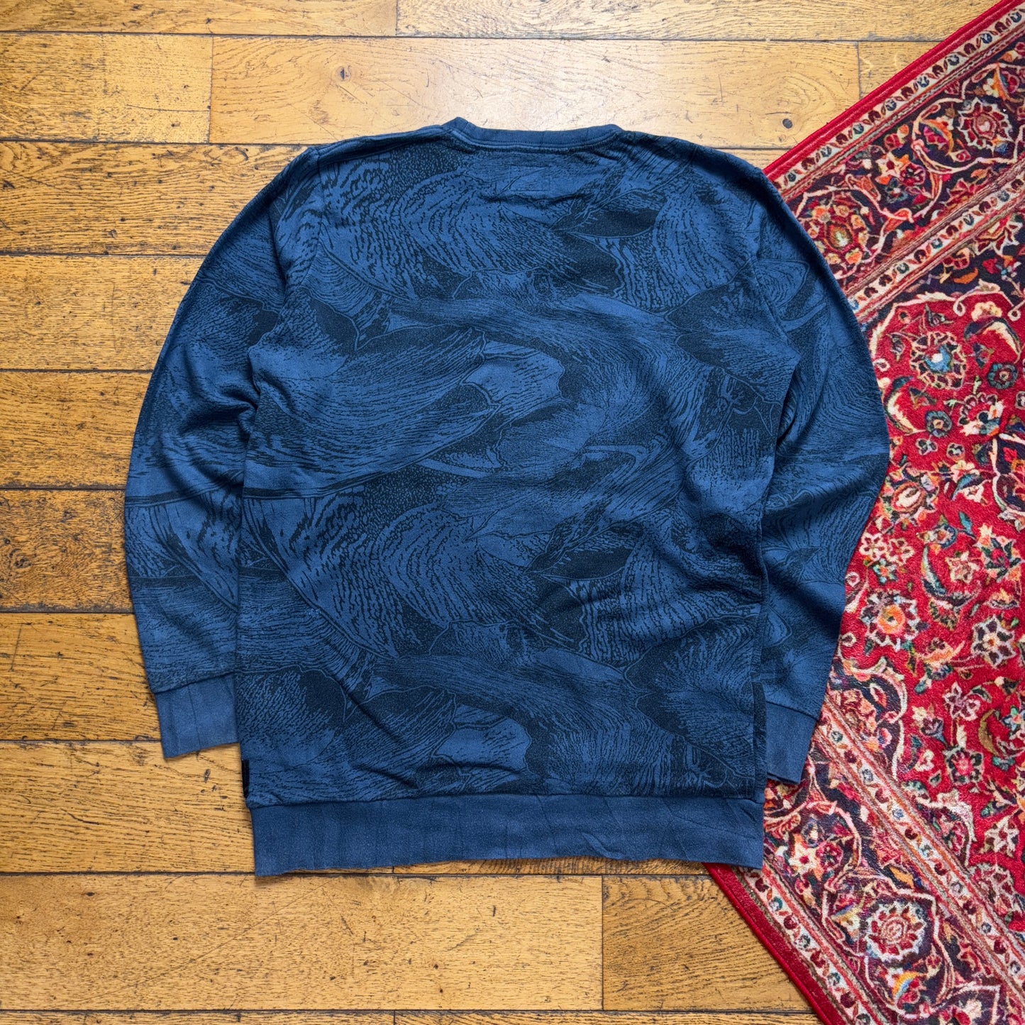 Vintage Quiksilver Blue Surfwear Sweatshirt - M