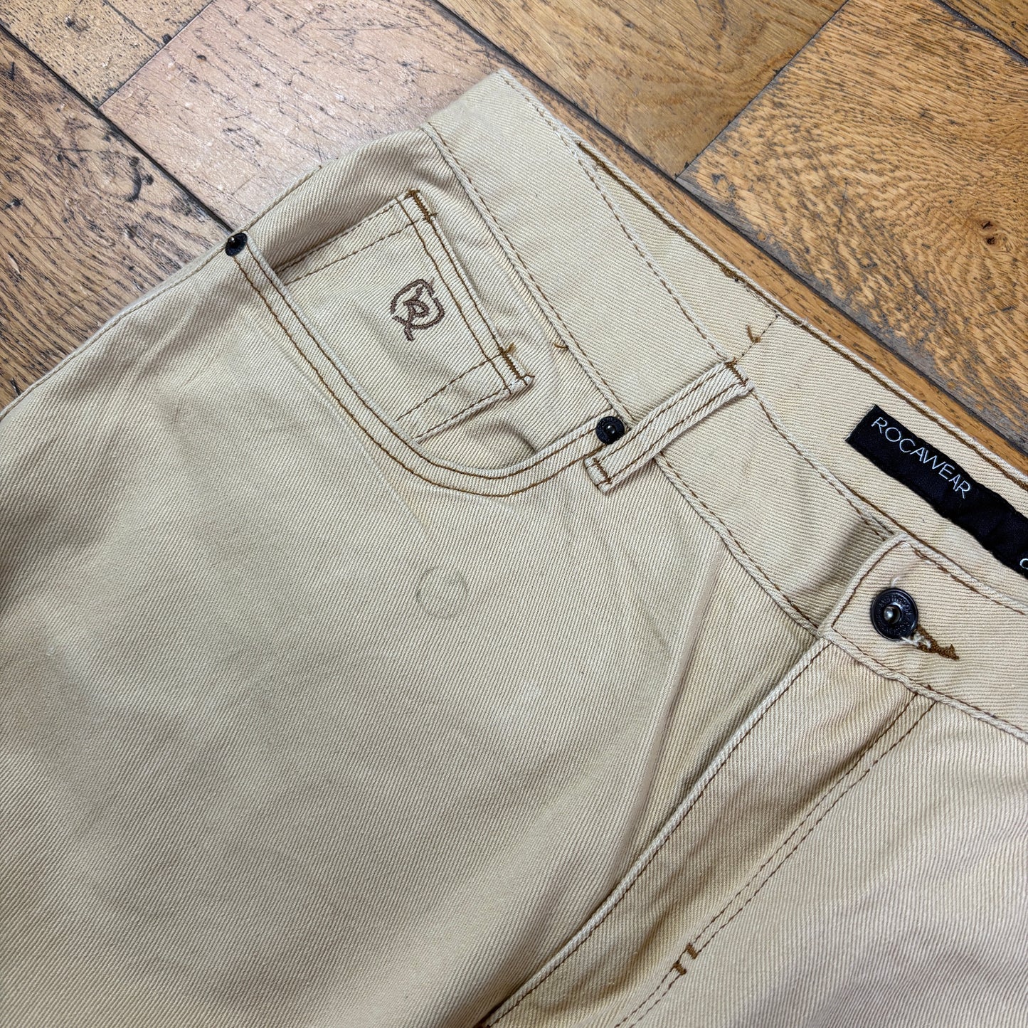 Vintage Rocawear Cream Embroidered Y2K Hip Hop Baggy Jeans - 38