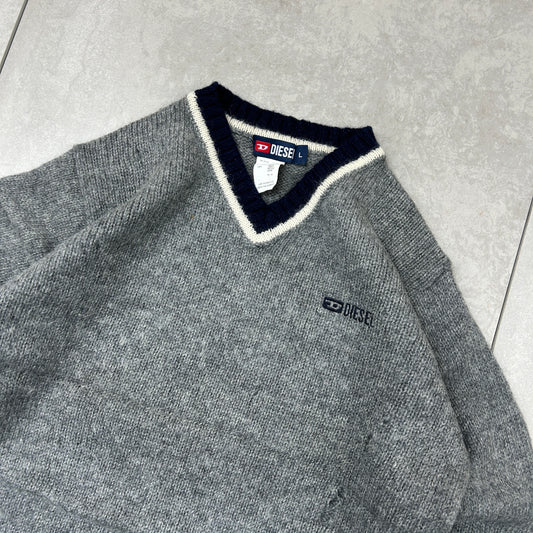 Vintage Diesel Grey Embroidered Chunky Knit Jumper - L