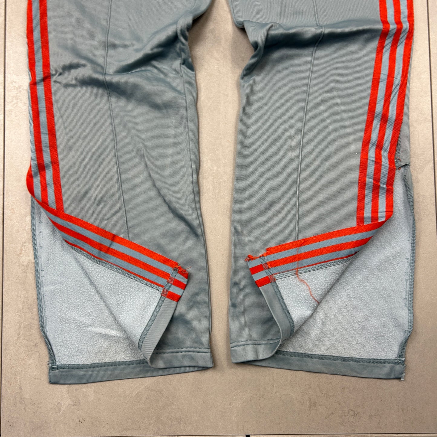Vintage Adidas Grey Baggy Tracksuit Sweatpants Track Pants Bottoms - S