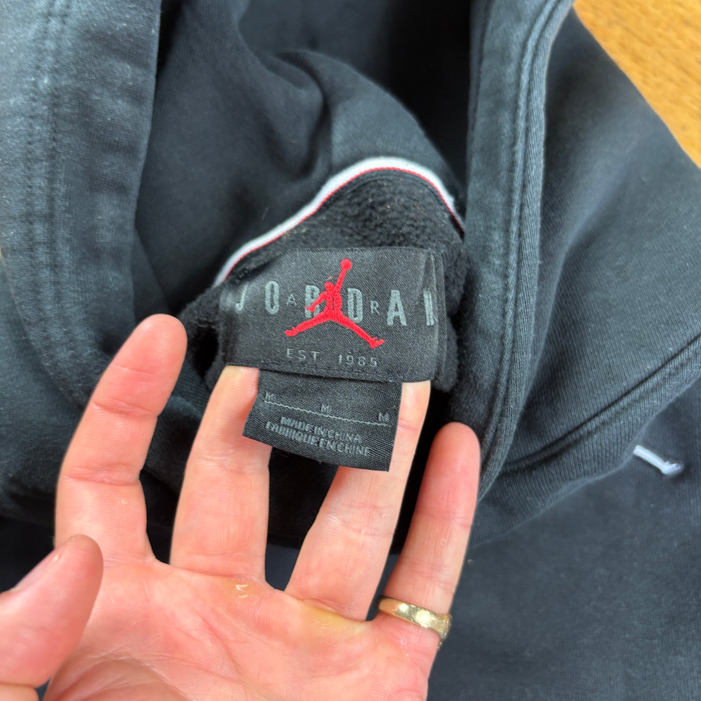 Vintage Nike Air Jordan Black Hoodie Embroidered Sweatshirt - M
