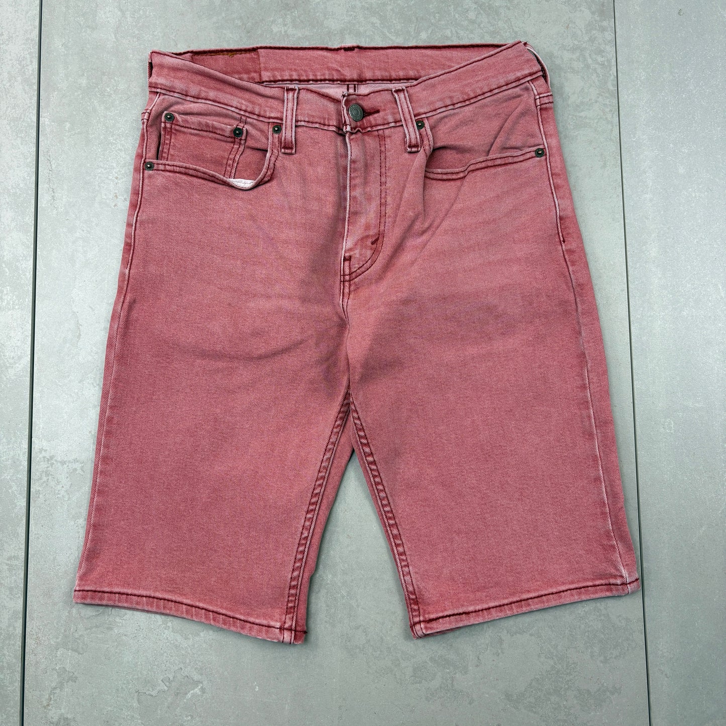 Vintage Levis 52 Pink Denim Shorts - 31