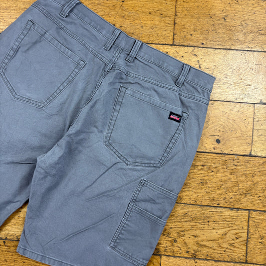 Vintage Dickies Workwear Carpenter Grey Baggy Shorts - 36