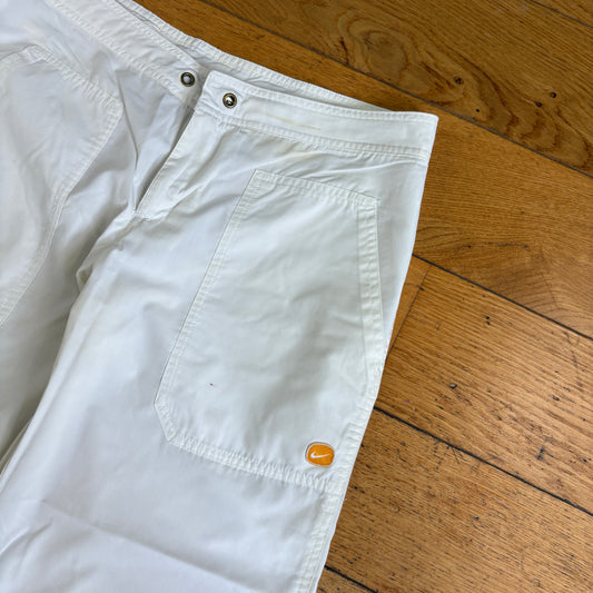 Vintage Nike Y2K Womens Capri White Trousers Shorts - Size 12