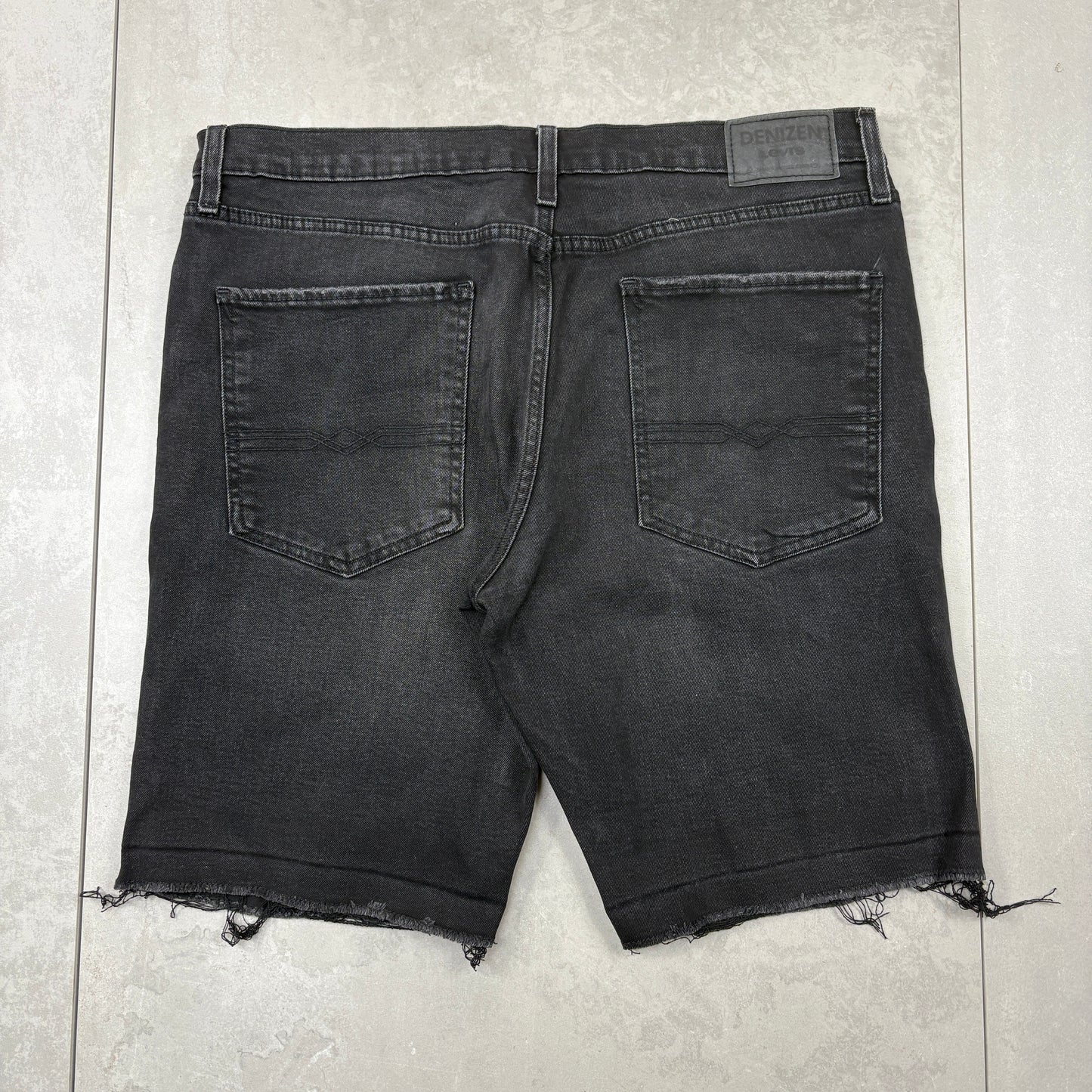 Vintage Levis Black Denim Shorts - 36