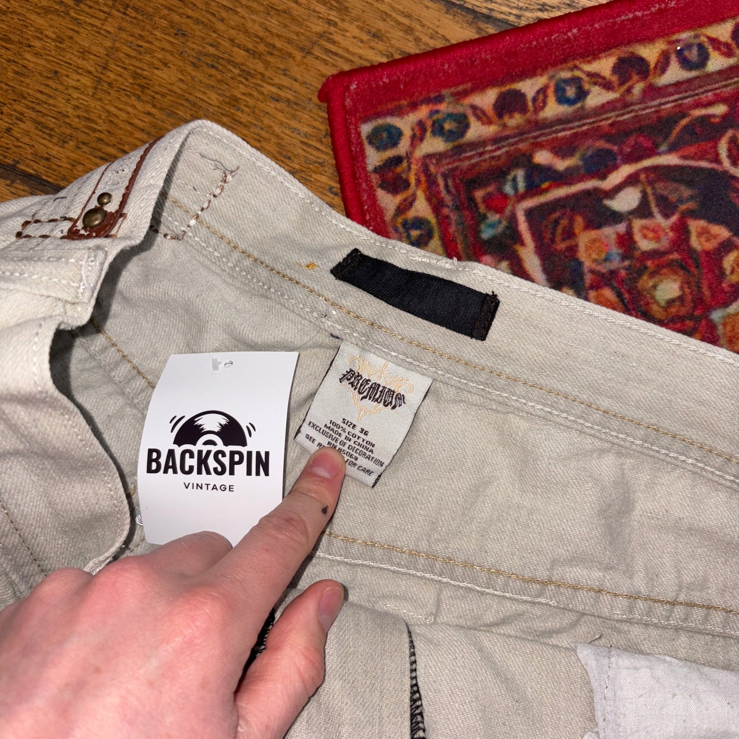 Vintage Embroidered Cream Hip Hop Baggy Shorts Jorts - 36
