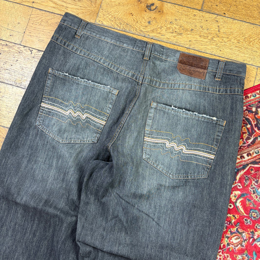 Vintage Mecca Grey Embroidered Y2K Hip Hop Baggy Jeans - 44