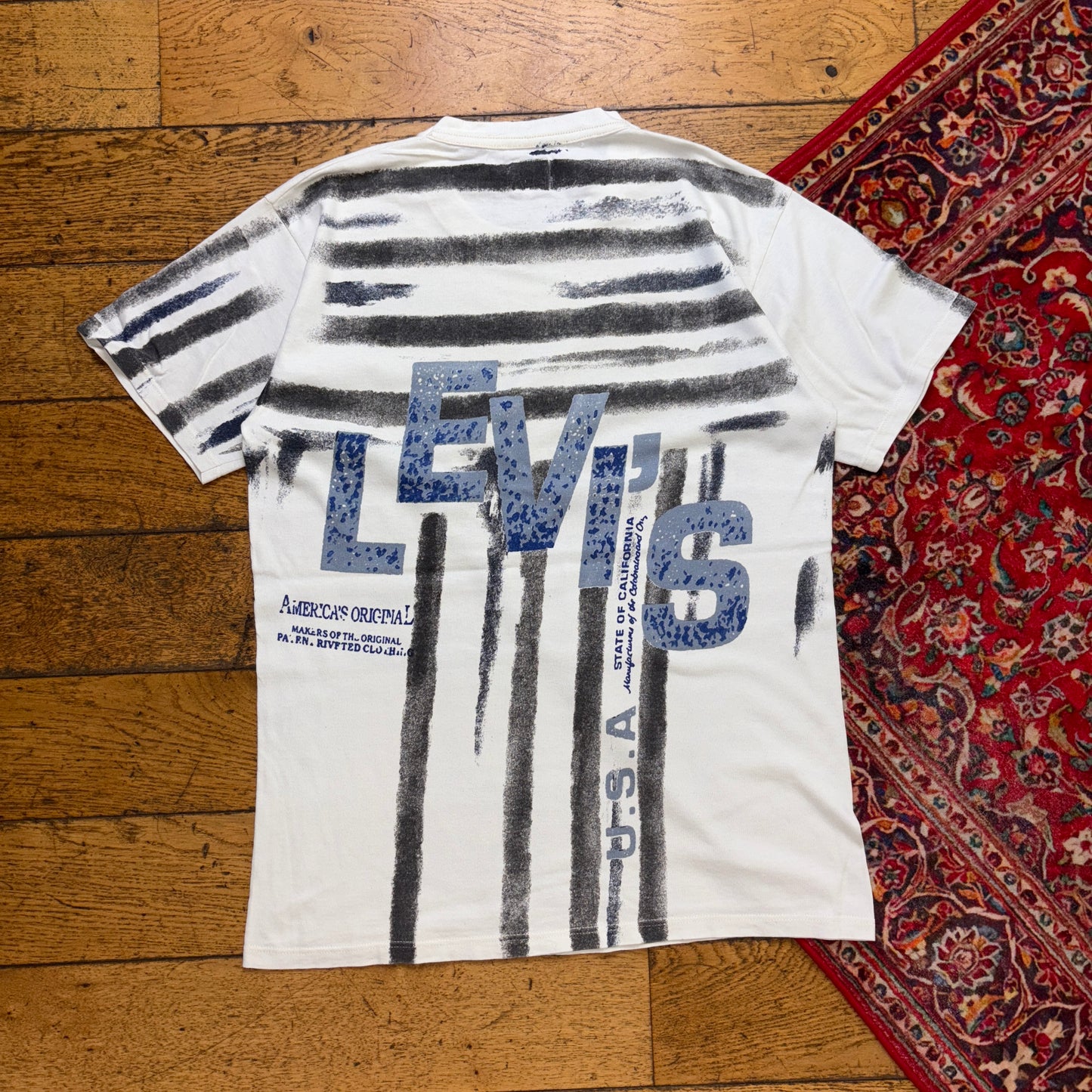 Vintage Levis White All Over Print Graphic T-Shirt - S