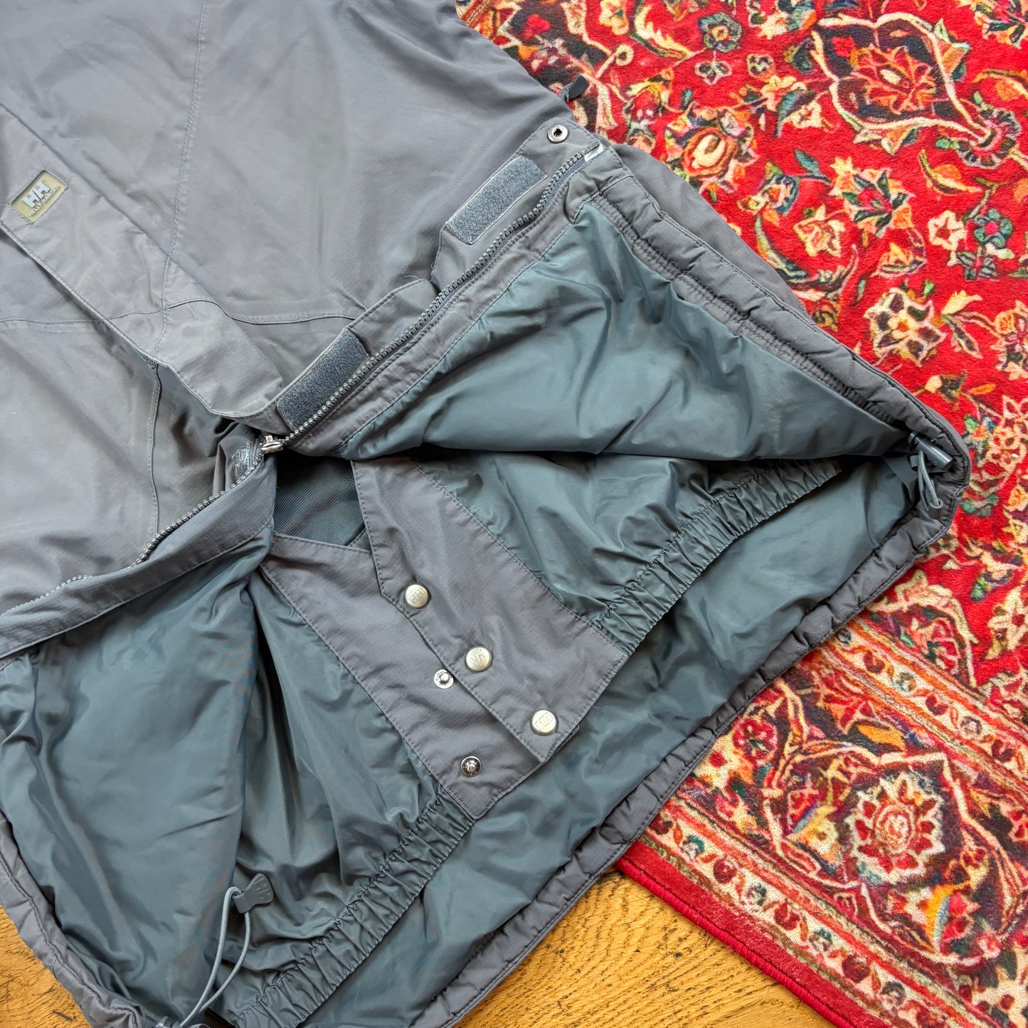 Vintage Helly Hansen Grey Technical Ski Jacket - M