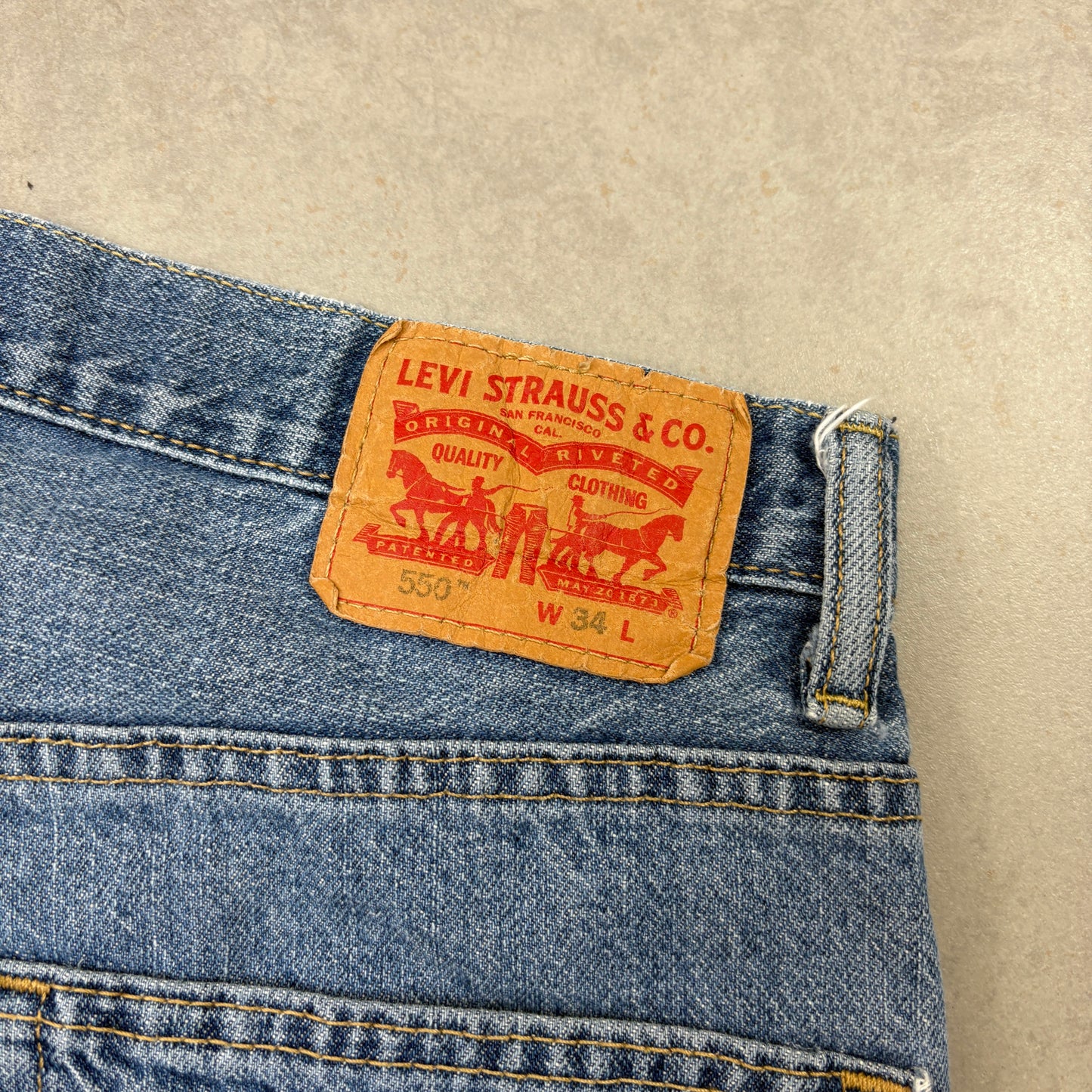 Vintage Levis 550 Baggy Blue Denim Shorts - 34