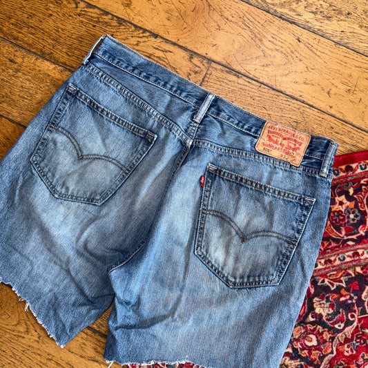Vintage Levis 505 Blue Denim Shorts - 36