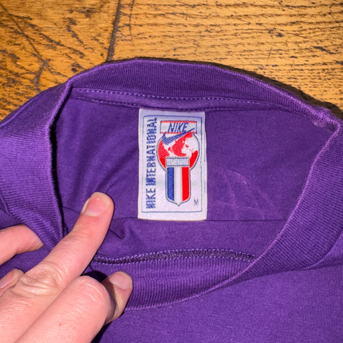 Vintage 90s Nike International Purple Rare Graphic T-Shirt - S