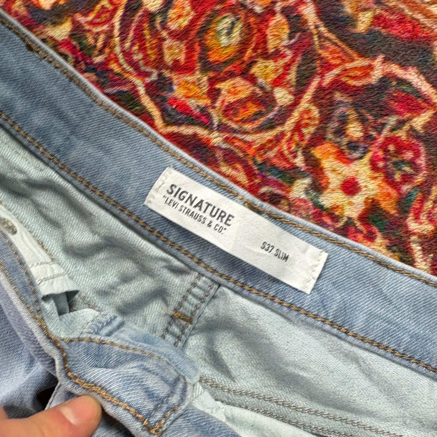 Vintage Levis Slim Blue Denim Jeans - 30