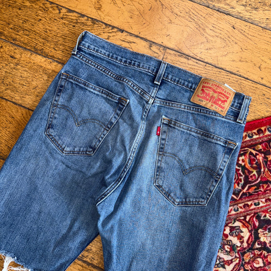 Vintage Levis 505 Blue Baggy Denim Shorts - 32