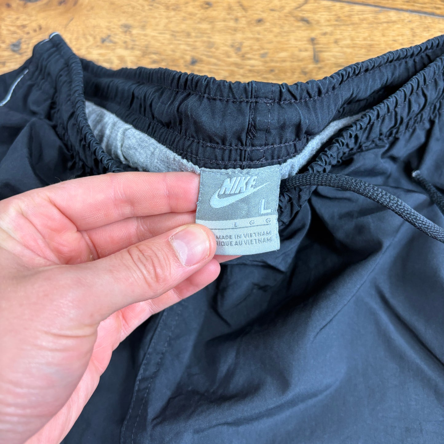 Vintage Nike Black Baggy Tracksuit Sweatpants Track Pants Bottoms - L