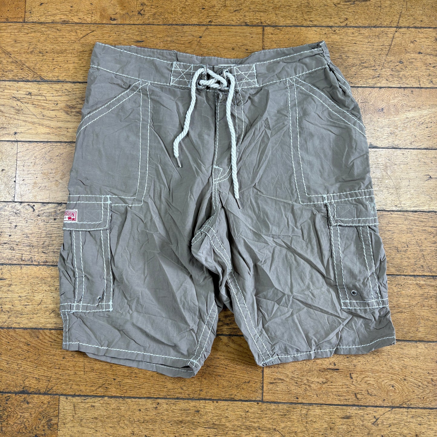 Vintage True Religion Brown Cargo Embroidered Y2K Shorts Jorts - 38