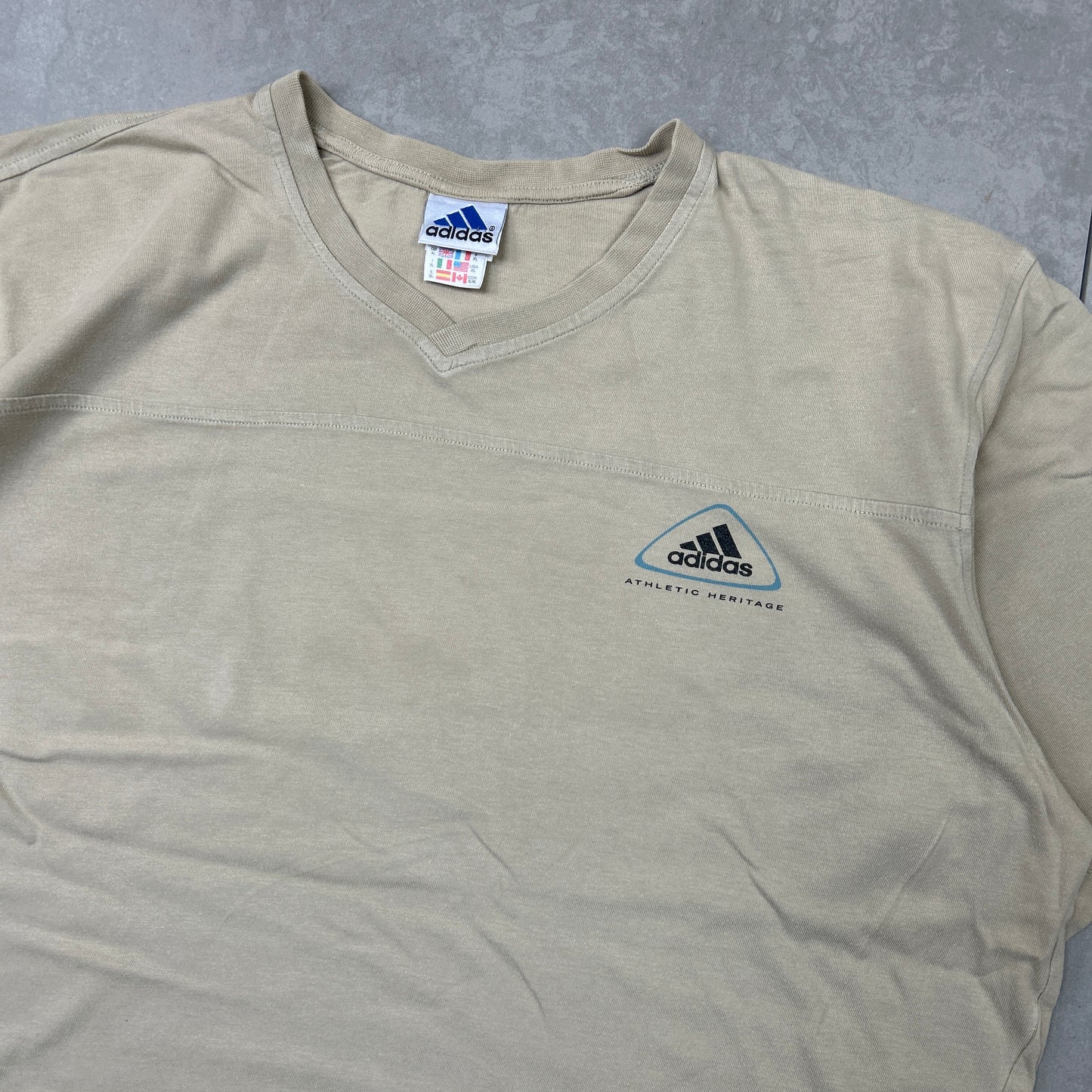 Vintage 90s Adidas Cream Graphic T-Shirt - XL