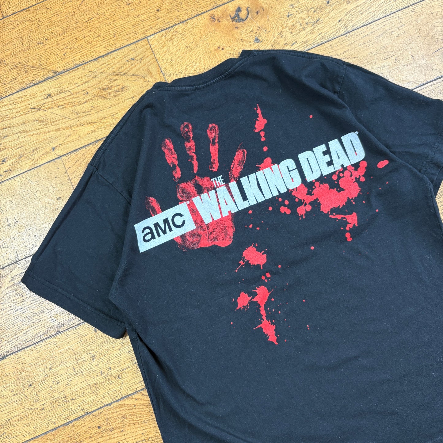 Vintage AMC The Walking Dead Black 2016 Graphic Zombie T-Shirt - S