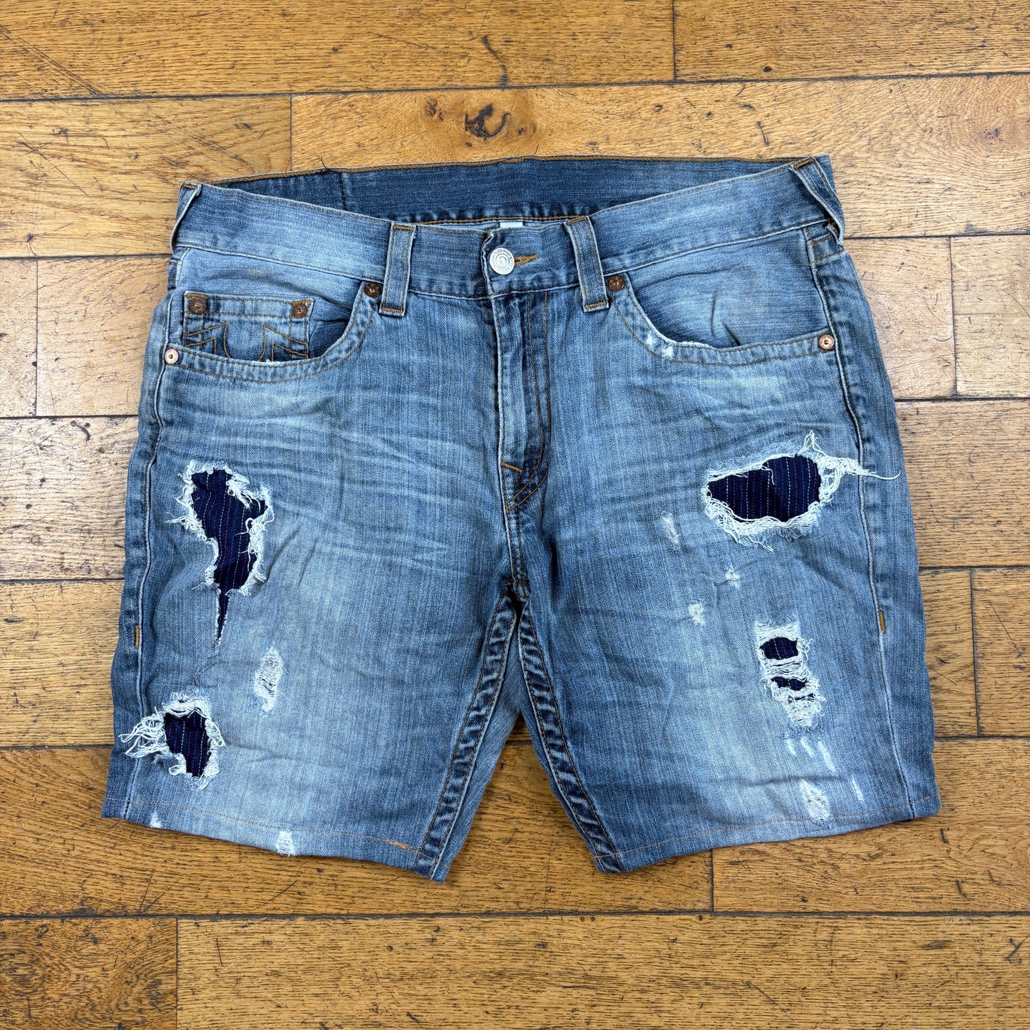 Vintage True Religion Blue Embroidered Y2K Shorts Jorts - 40
