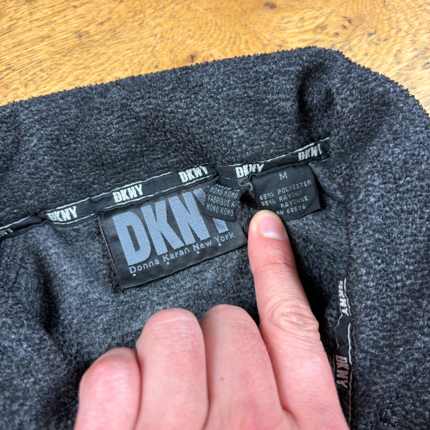 Vintage DKNY Black Embroidered Sweatshirt - M