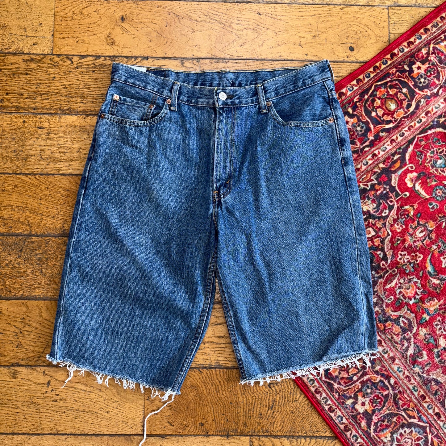 Vintage Levis 550 Baggy Blue Denim Shorts - 36