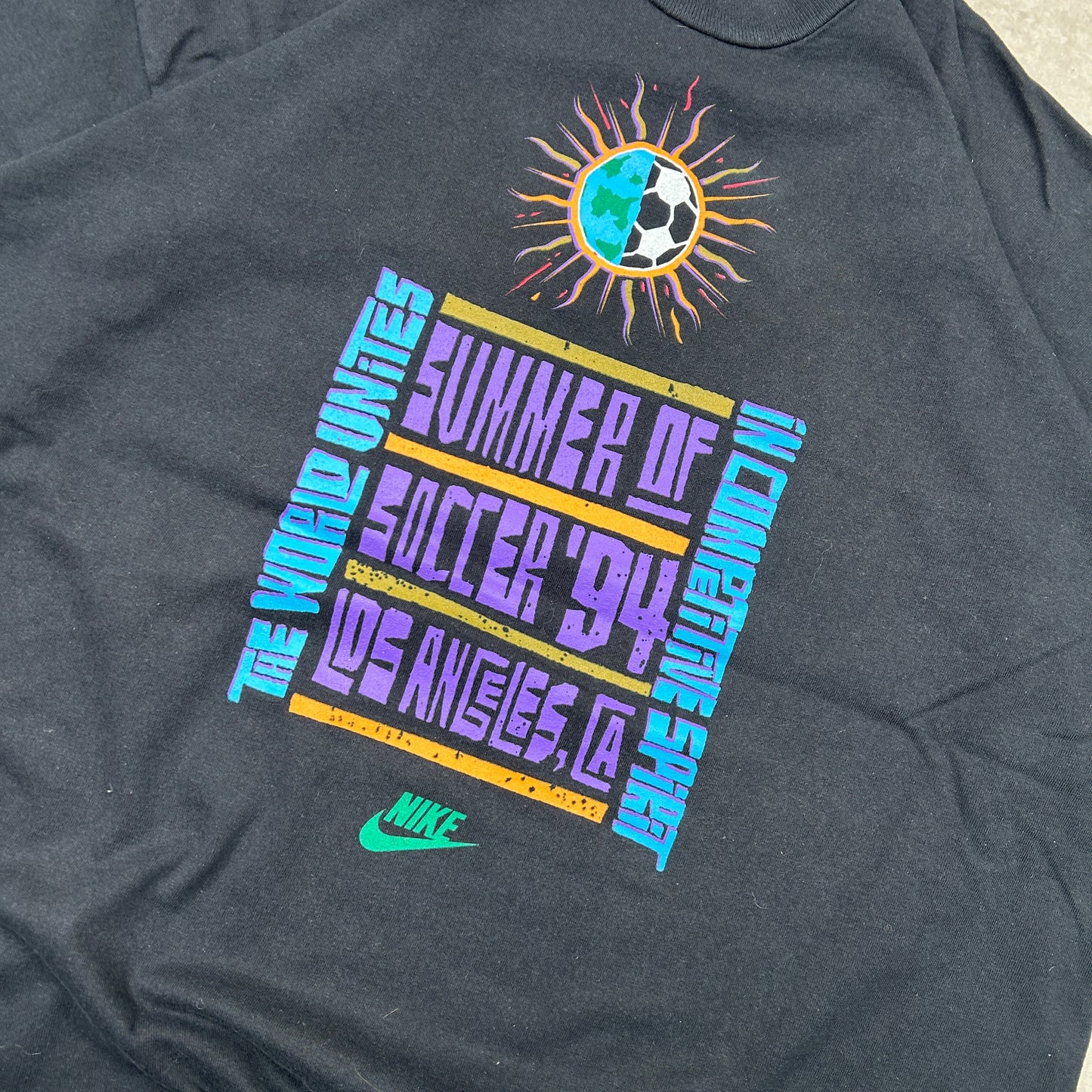 Vintage 1994 Nike Black Football Single Stitch Graphic T-Shirt - XL
