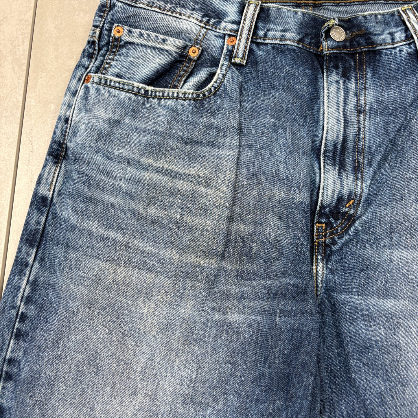 Vintage Levis 569 Blue Baggy Denim Shorts - 33