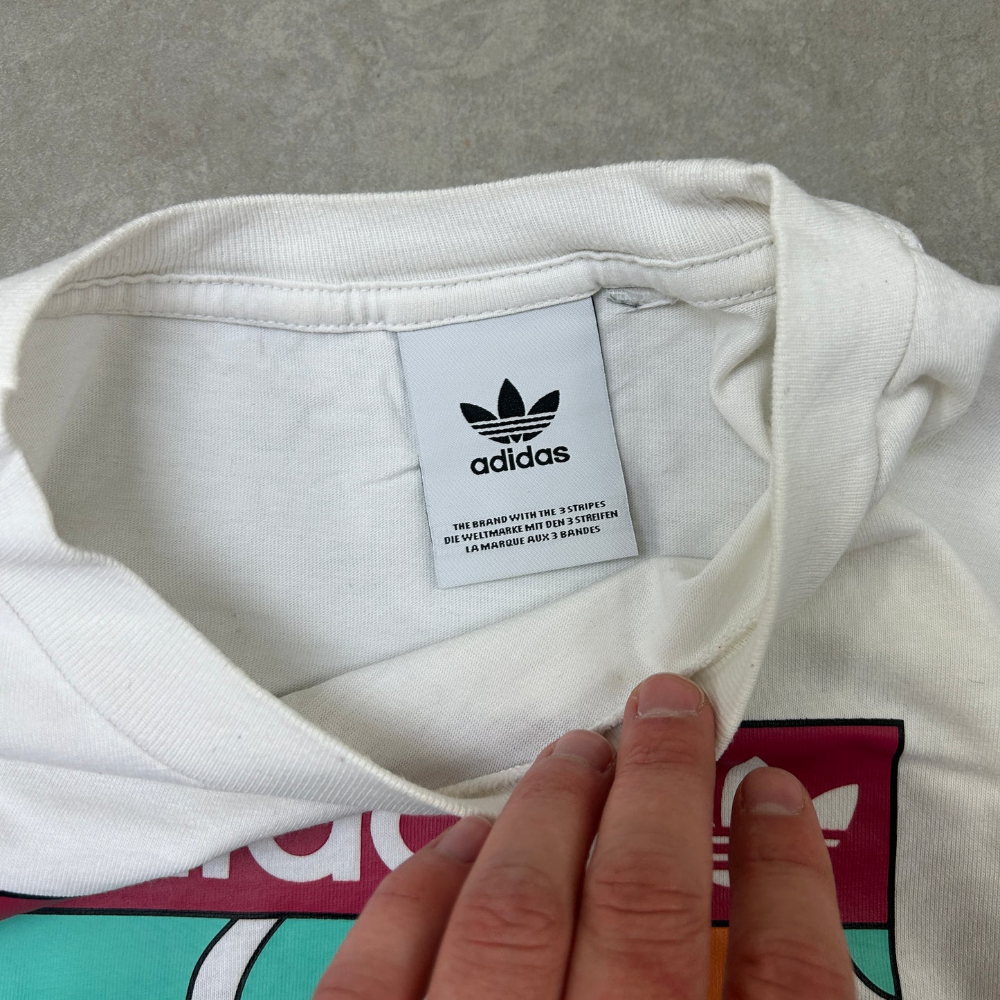 Vintage Adidas White Graphic T-Shirt - M