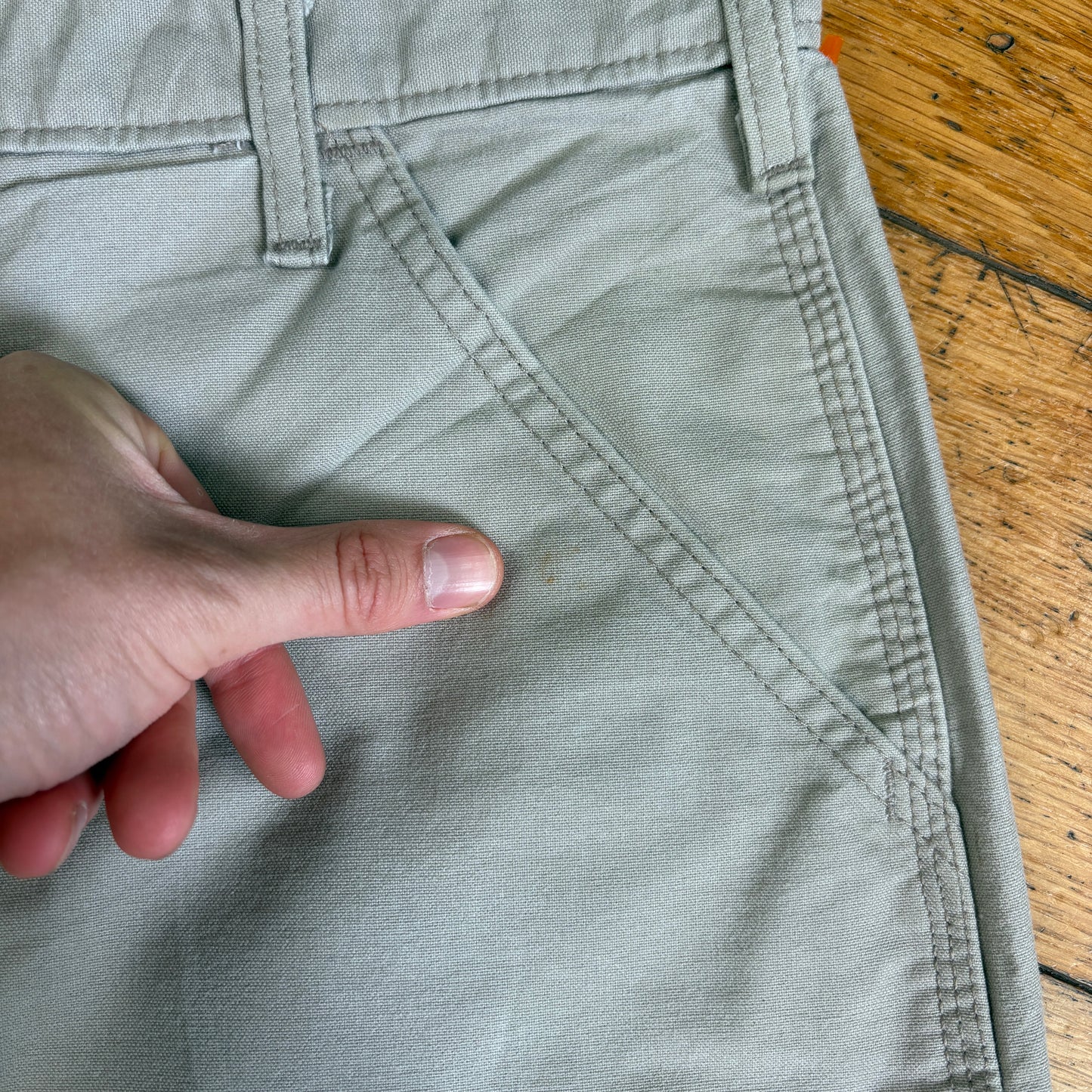 Vintage Carhartt Cream Workwear Baggy Carpenter Shorts - 32