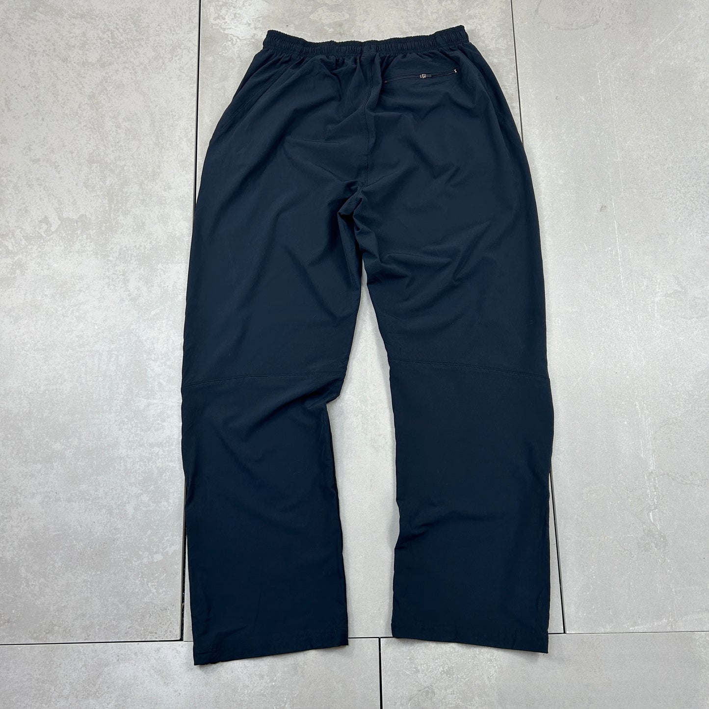 Vintage Under armour Black Baggy Tracksuit Sweatpants Track Pants Bottoms - M