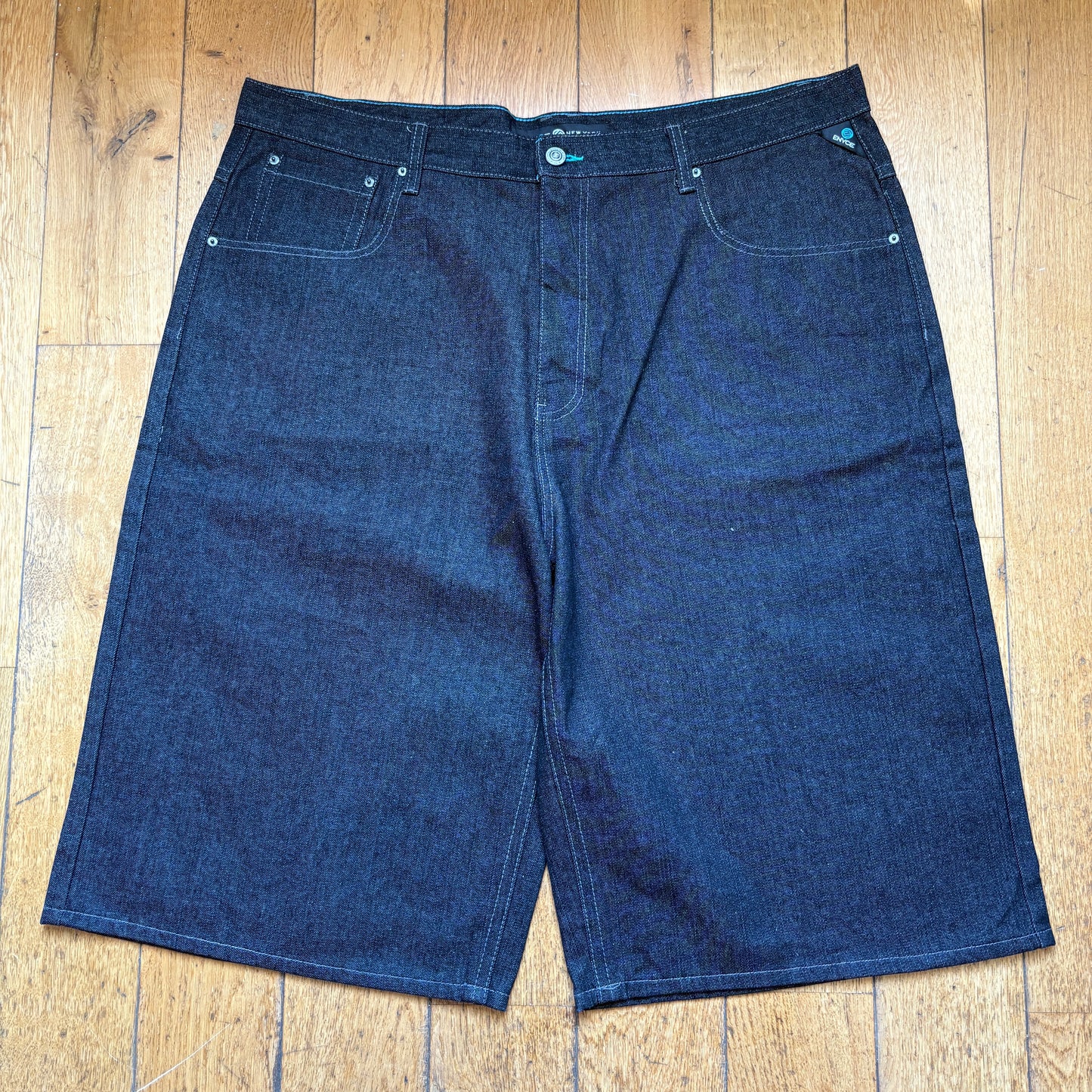 Vintage Enyce Embroidered Black Hip Hop Baggy Shorts Jorts - 46