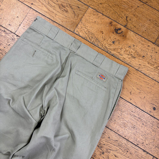 Vintage Dickies 874 Cream Baggy Skate Trousers - 32
