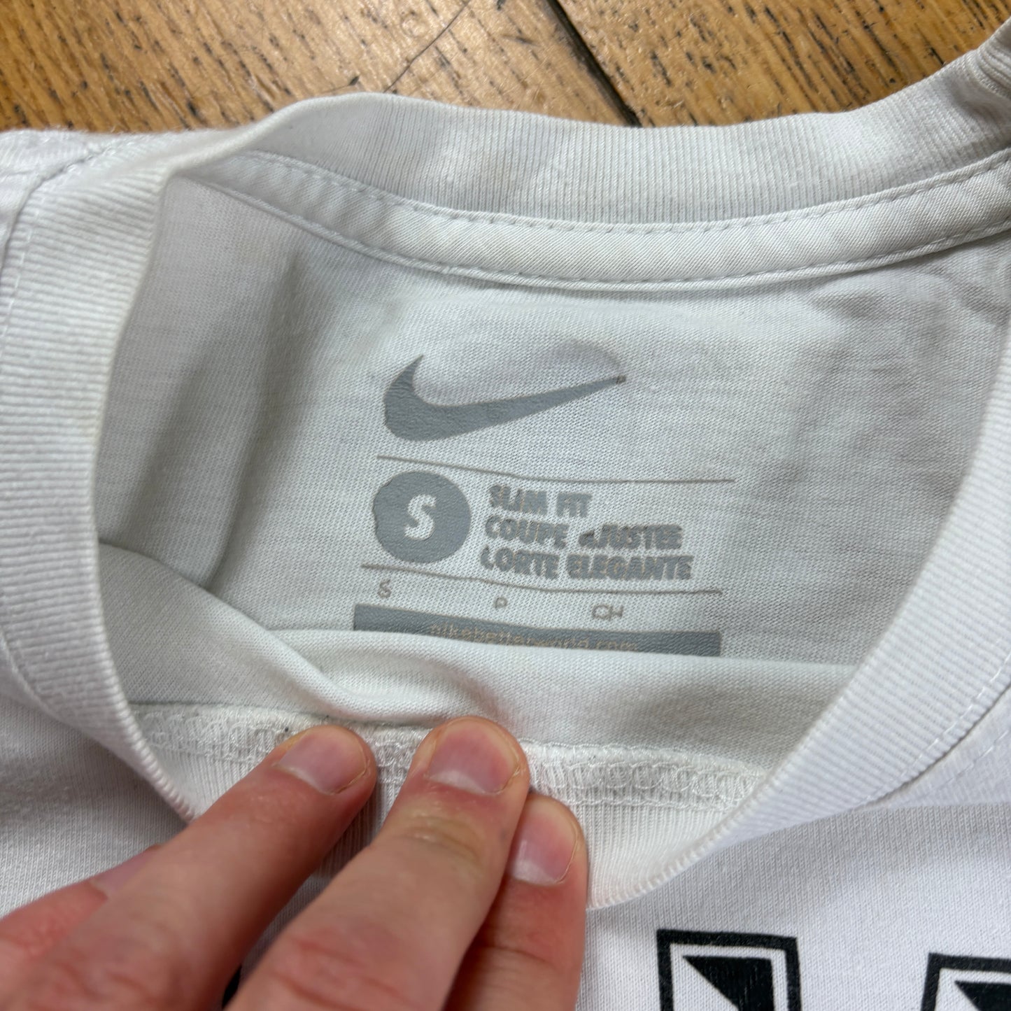 Vintage Nike Juventus White Graphic T-Shirt - XS