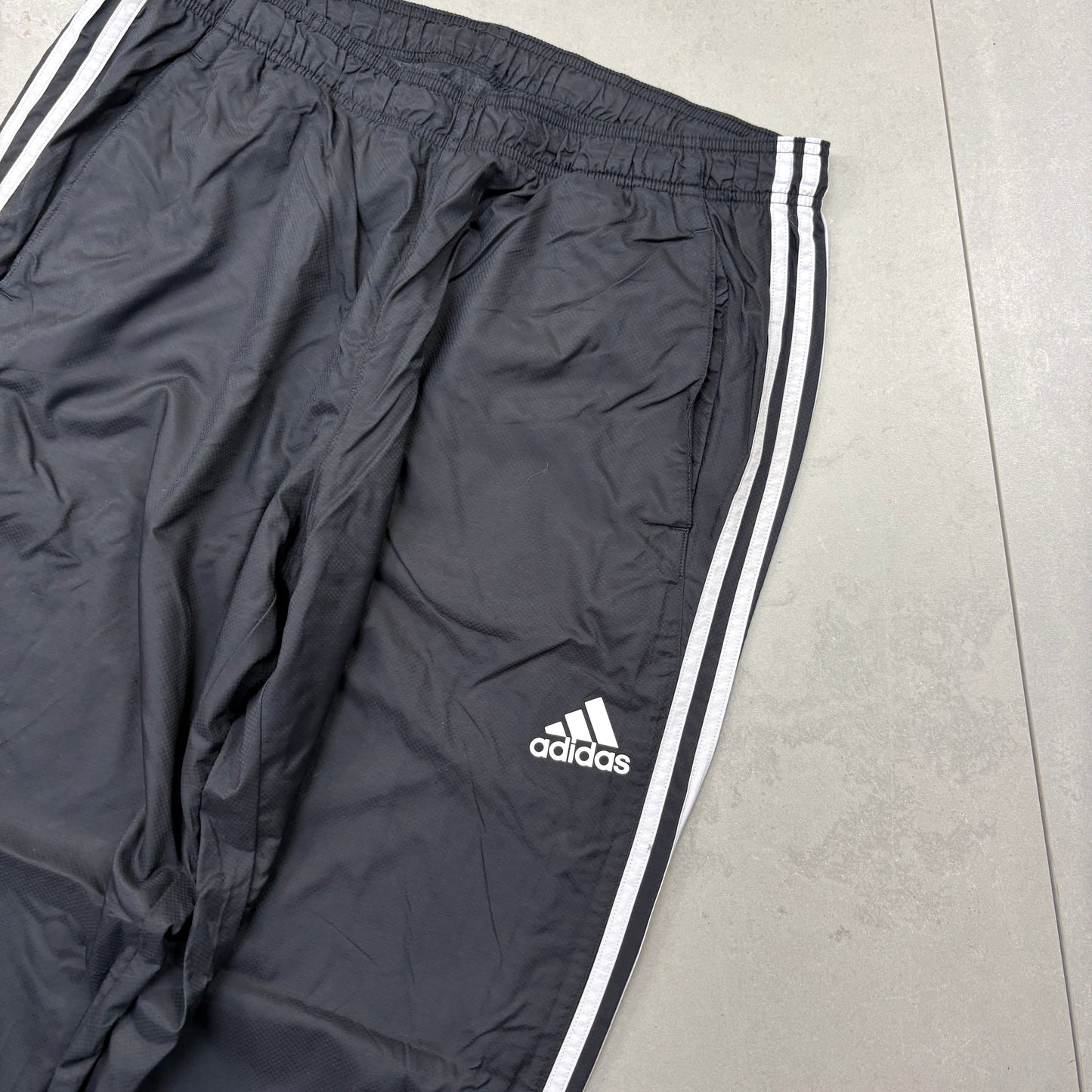Vintage Adidas Black Baggy Tracksuit Sweatpants Track Pants Bottoms - M
