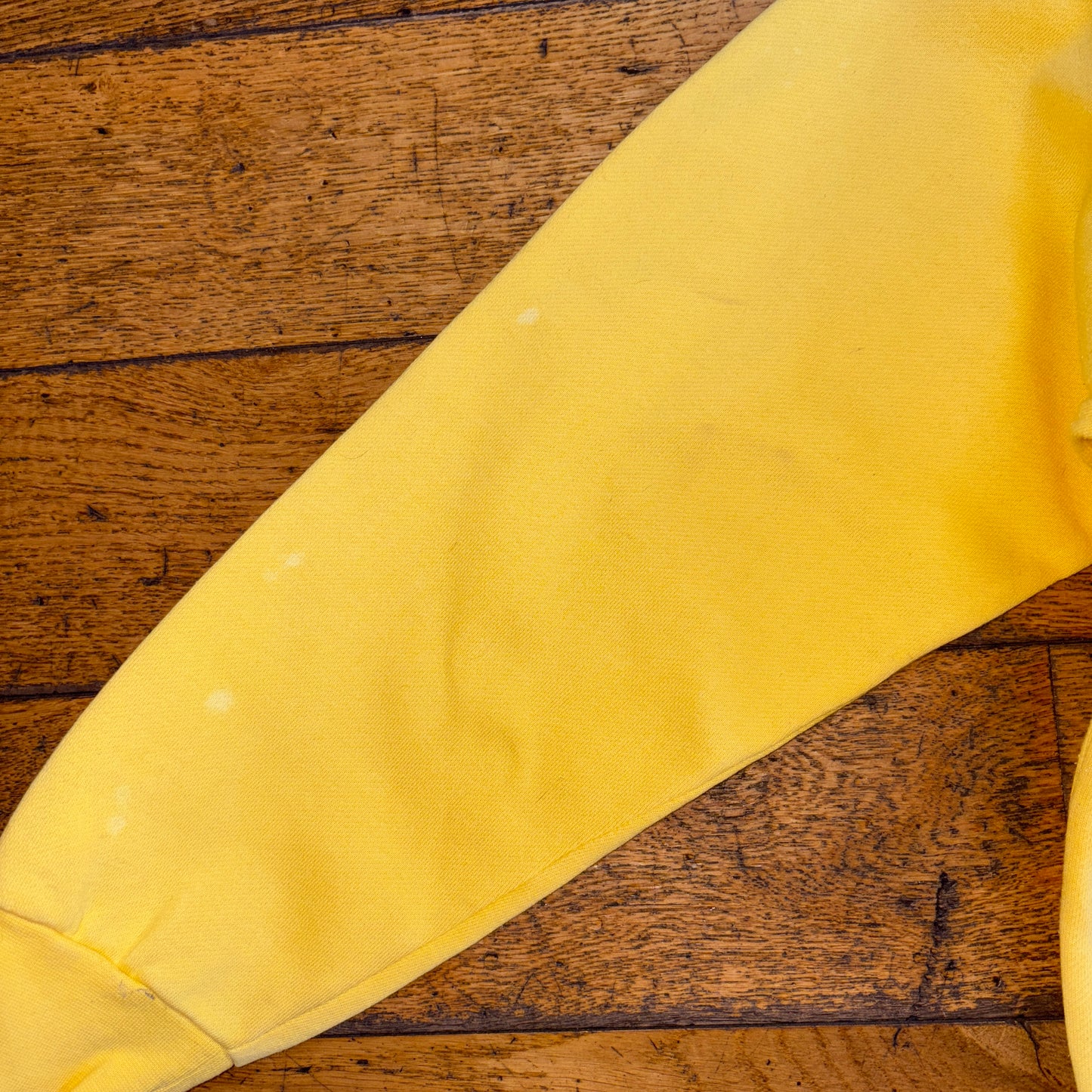 Vintage 90s Yellow Surfwear Graphic Sweatshirt - M