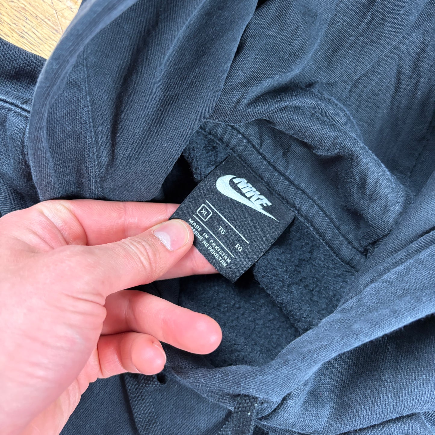 Vintage Nike Black Embroidered Hoodie Sweatshirt - XL