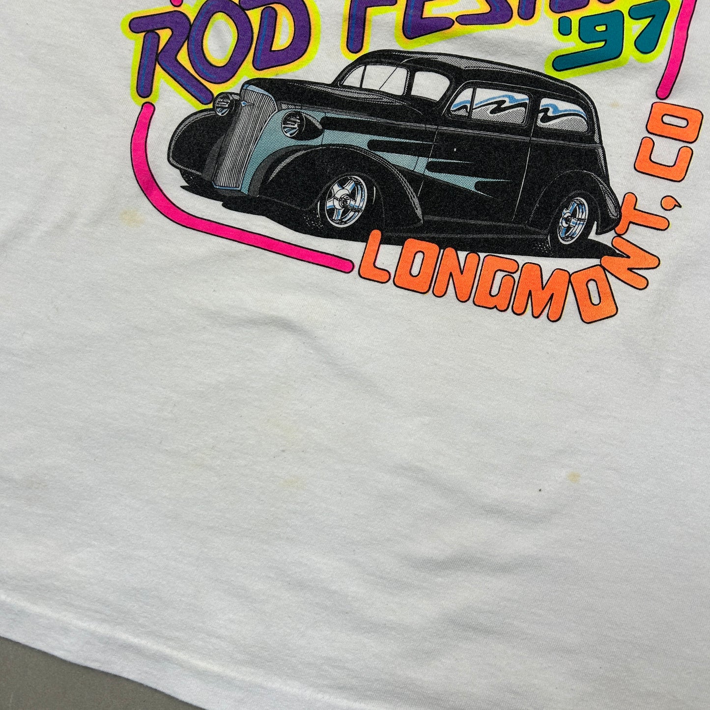 Vintage 1997 Single Stitch Car Graphic White T-Shirt - L