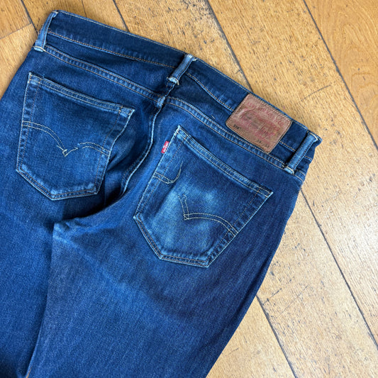 Vintage Levis 511 Slim Dark Blue Denim Jeans - 34