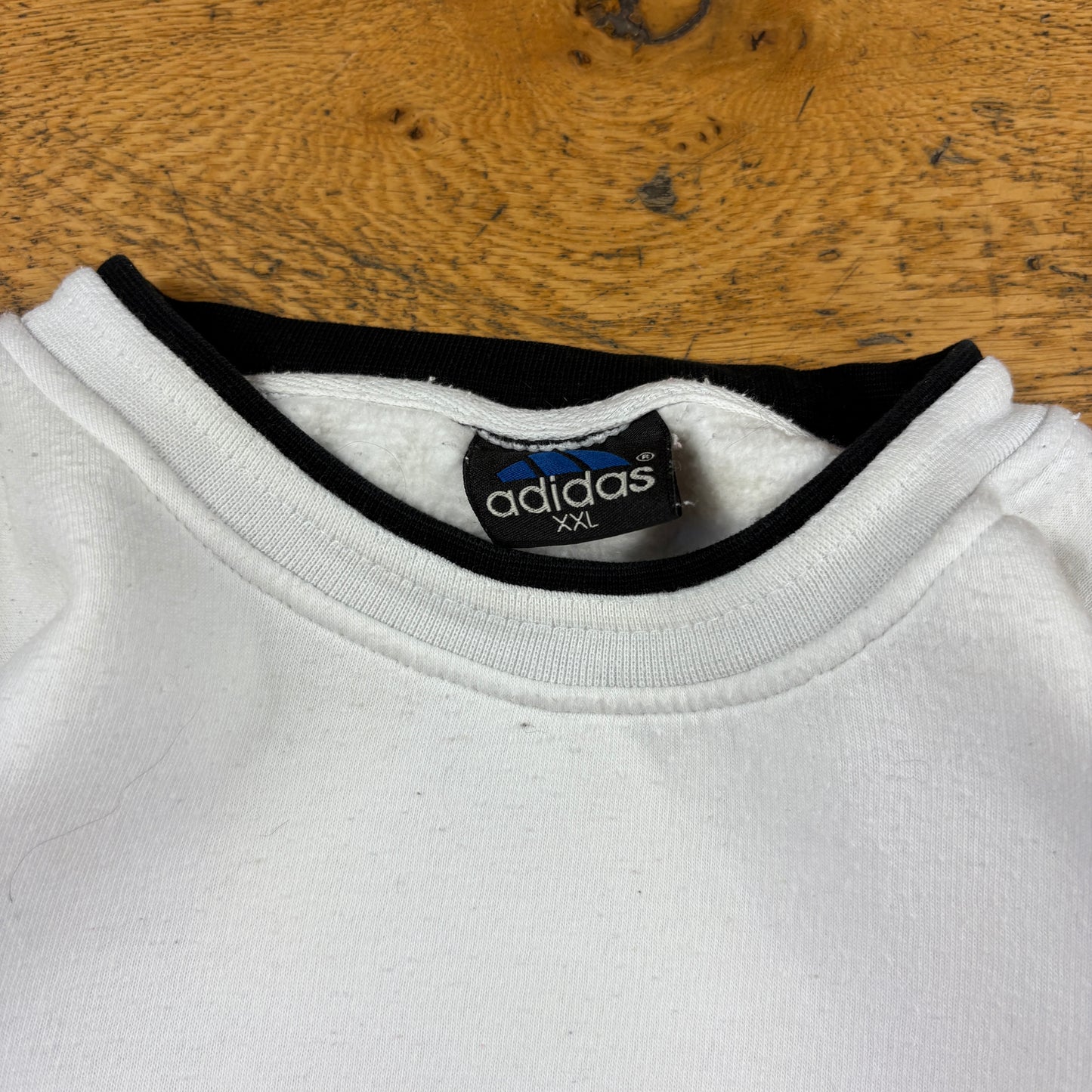 Vintage Adidas White Embroidered Sweatshirt - XXL