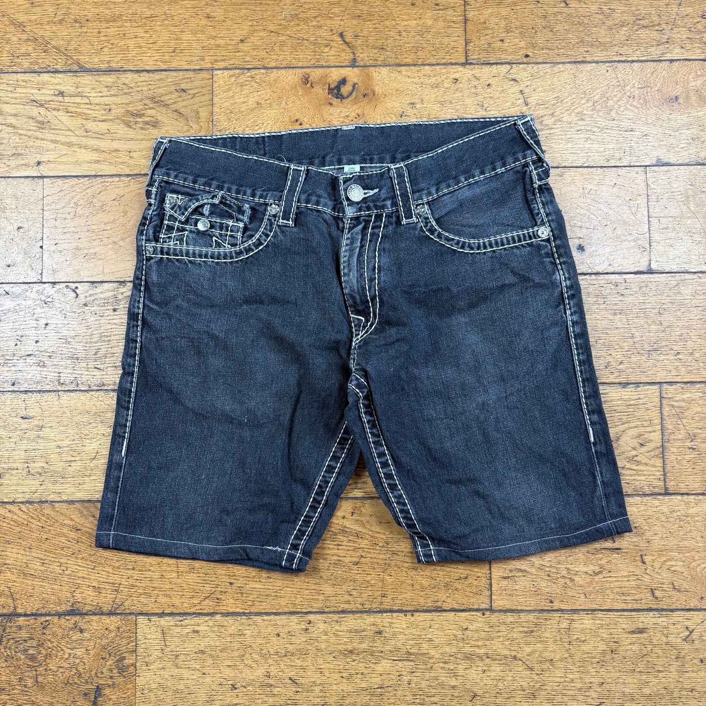 Vintage True Religion Black Embroidered Y2K Shorts Jorts - 33