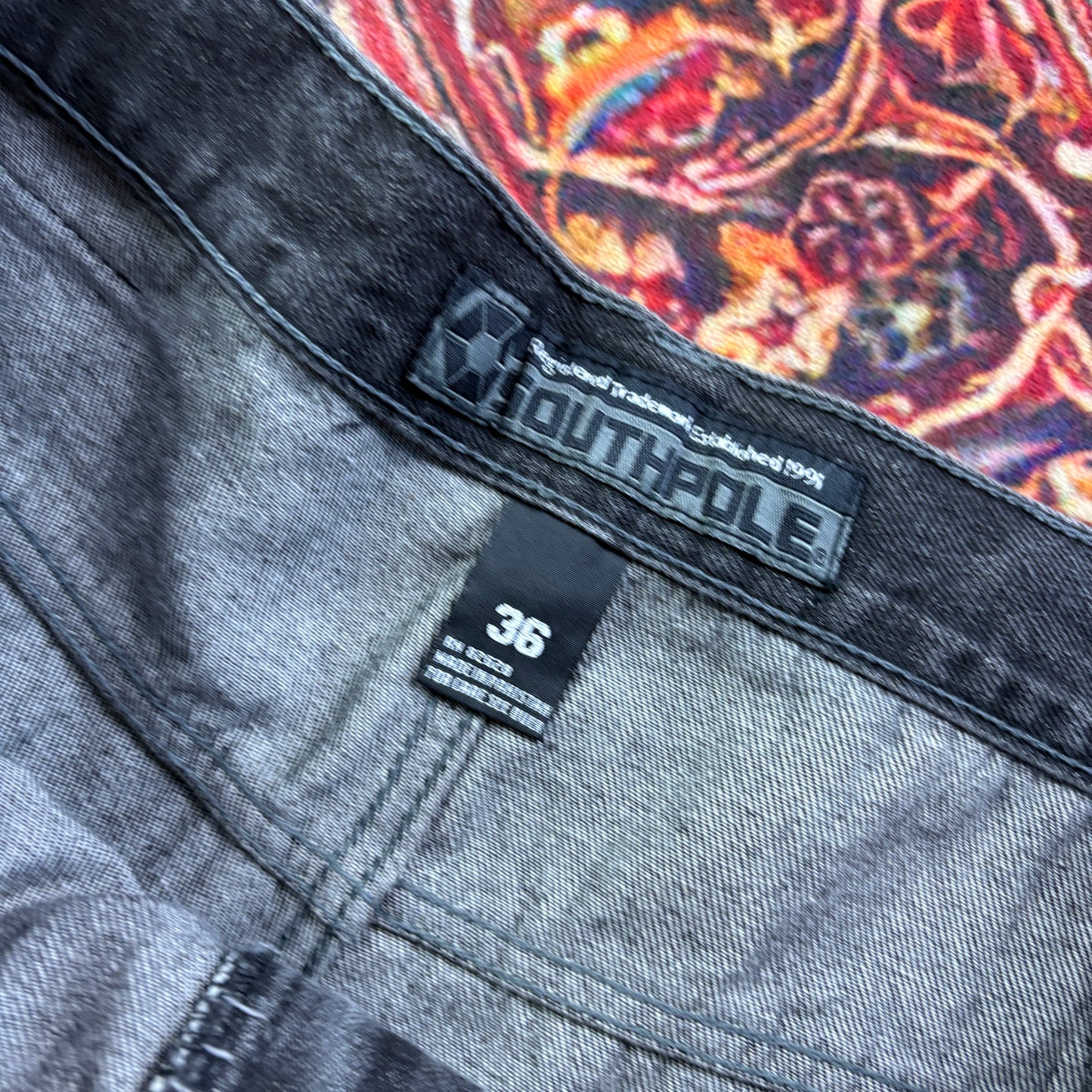 Vintage Southpole Black Embroidered Y2K Hip Hop Baggy Jeans - 36