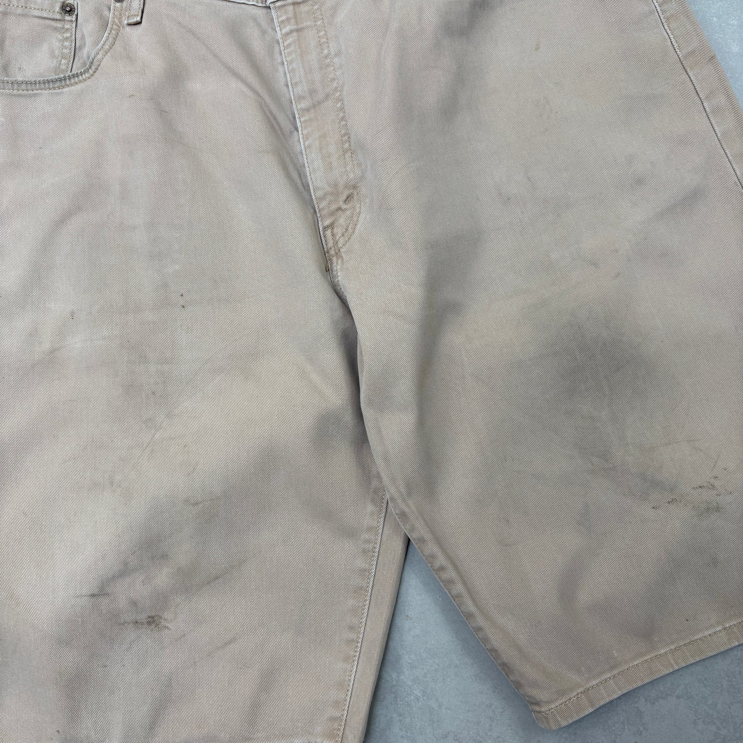 Vintage Levis 569 Baggy Cream Denim Shorts - 38
