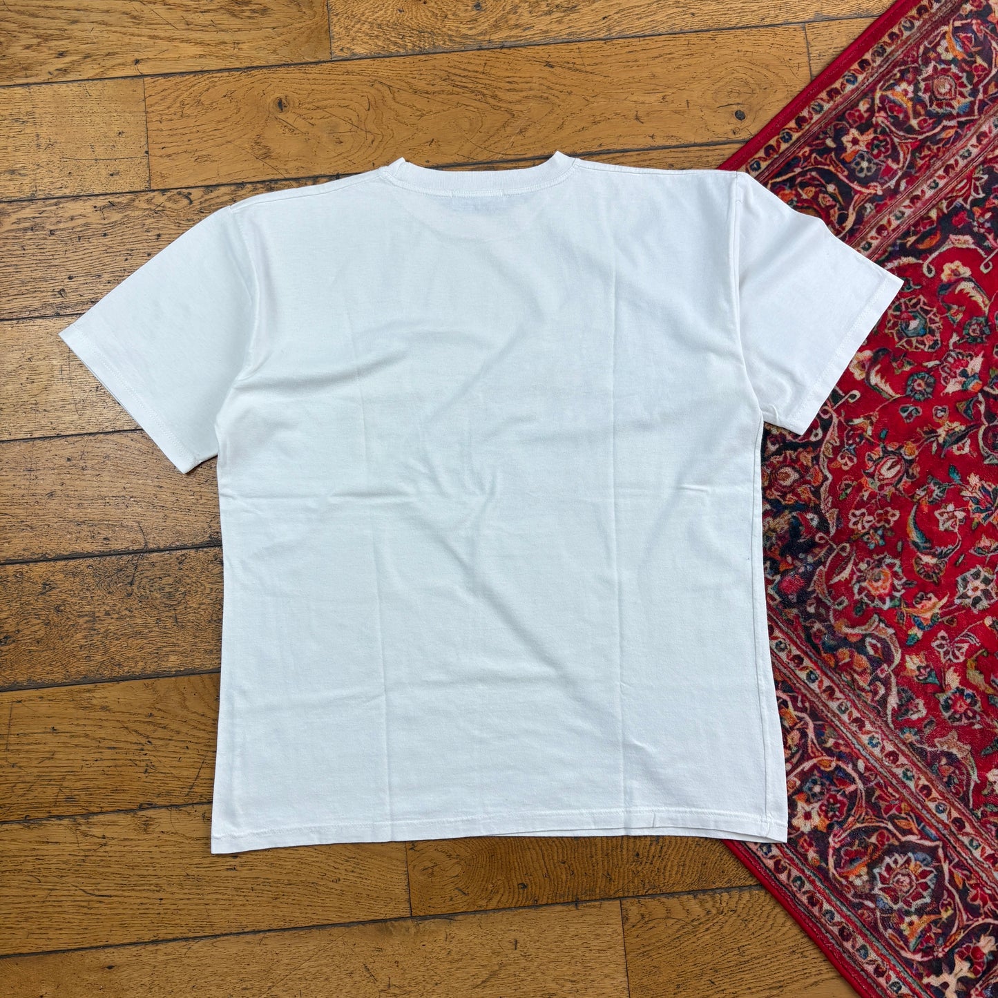 Vintage 90s Schott Surfwear White Graphic T-Shirt - M