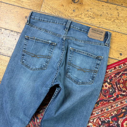 Vintage Levis Slim Blue Denim Jeans - 30