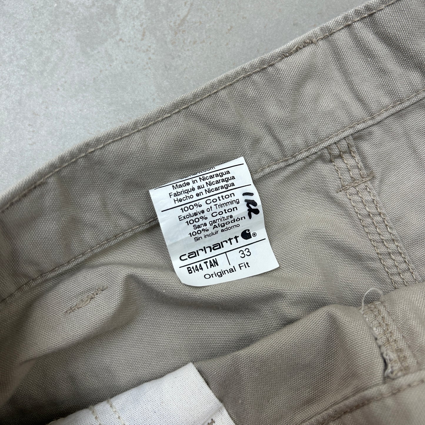 Vintage Carhartt Workwear Baggy Cream Carpenter Shorts - 33