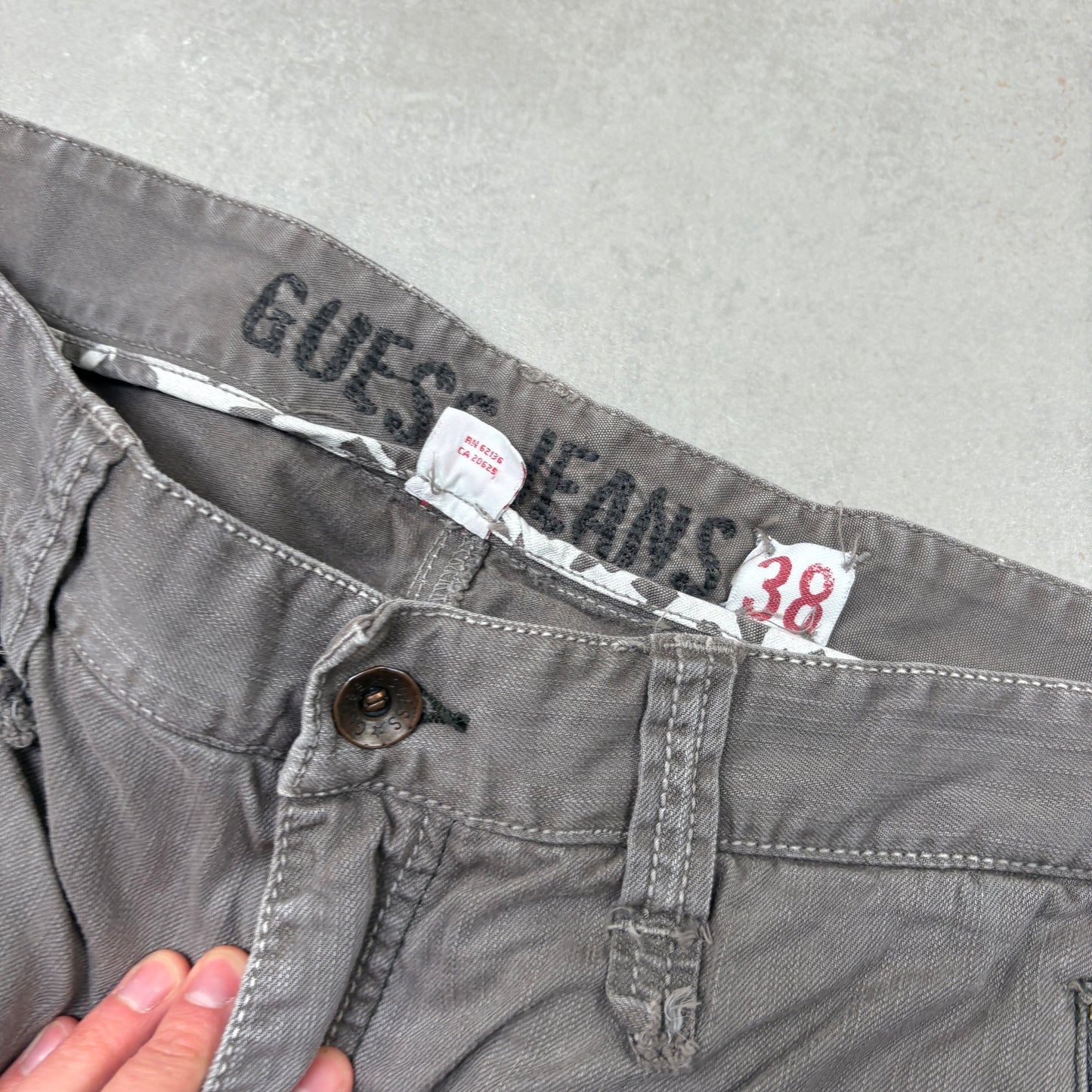 Vintage Guess Grey Cargo Hip Hop Baggy Shorts Jorts - 40