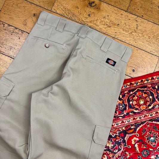 Vintage Dickies 874 Cream Cargo Baggy Skate Trousers - 32
