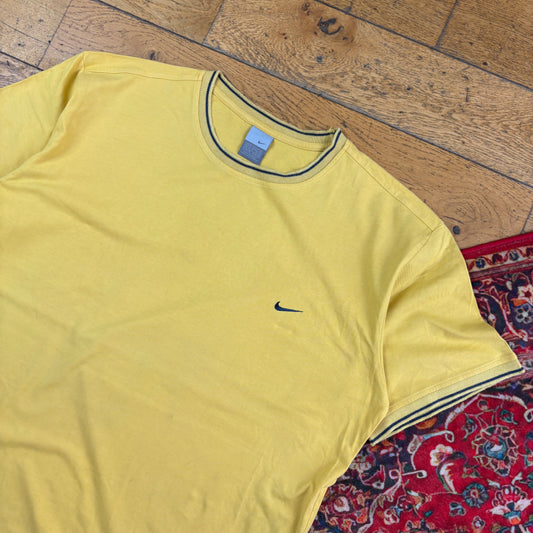 Vintage Nike Y2K Embroidered Yellow Graphic T-Shirt - XL